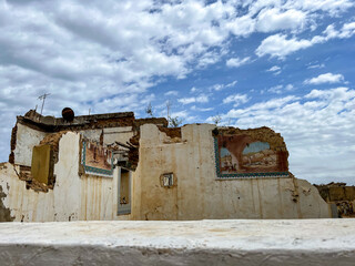 Ruined houses in Casbah of Algiers 