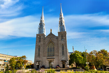 Obraz premium Notre-Dame Cathedral Basilica in Ottawa