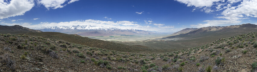 Fototapeta na wymiar Owens Valley Panorama