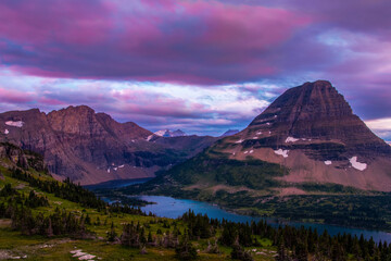 Obraz premium Sunset in mountains of the northwest