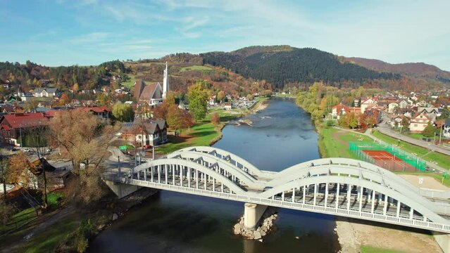 Kroscienko nad Dunajcem village in Beskid Mountains in autumn, Poland