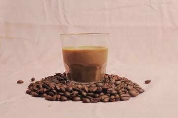 isolated, brown, roasted, beans, closeup, background, flat lay, top of view, backdrop, space, brew, morning, aromatic, natural, roast, pastel, drip, enjoyment, cut out, idea, shadow, shiny, cafe, arab