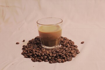 isolated, brown, roasted, beans, closeup, background, flat lay, top of view, backdrop, space, brew, morning, aromatic, natural, roast, pastel, drip, enjoyment, cut out, idea, shadow, shiny, cafe, arab