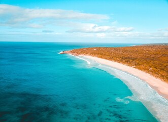 Fototapeta na wymiar Beautiful view of the sea coast. Bunker Bay, Western Australia