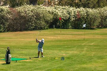 Obraz premium golf course in the morning