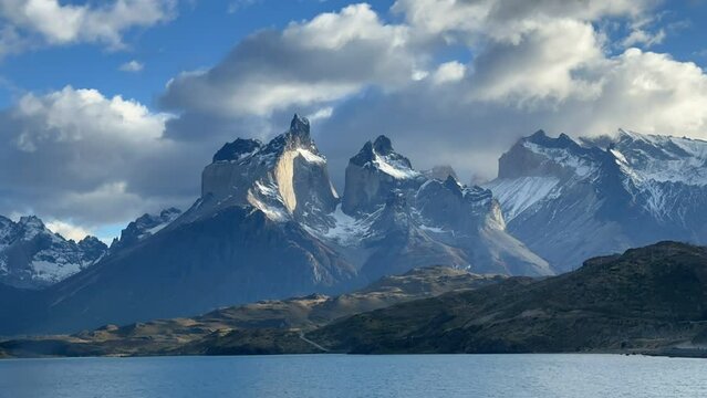 Torres del Paine Timelapse Video