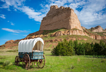  Covered Wagon at Scotts Bluff National Monument