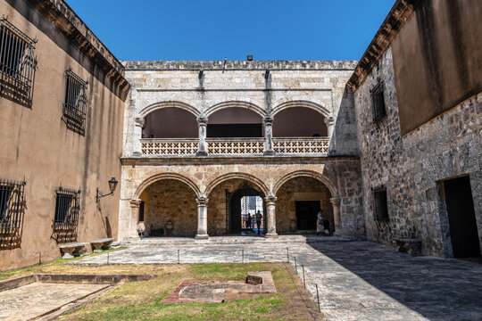 Courtyard Arches