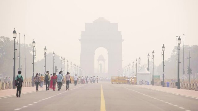 Delhi pollution at peak in winters