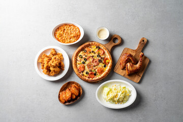 Pizza, bulgogi, pizza, pastry, bacon, cheese crust, cheese, sweet potato, cheddar cheese