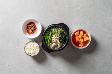 Bean sprouts, rice soup, pork, meat, Tongyeong, oysters, bibimbap, Korean food,