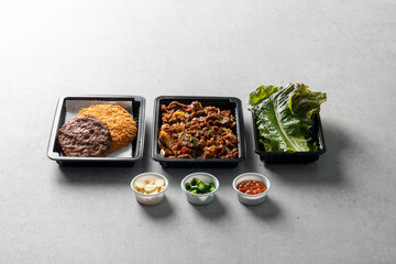 Stir-fried pork, fried pork, pork cutlet, spicy, stir-fried, lettuce, ssam Korean food,