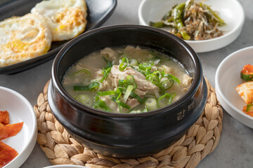 cheonggukjang, fast-fermented bean paste Old, chicken soup, fried chicken soup, spicy, steamed ribs, iron plate, stir-fried meat, Korean food, food