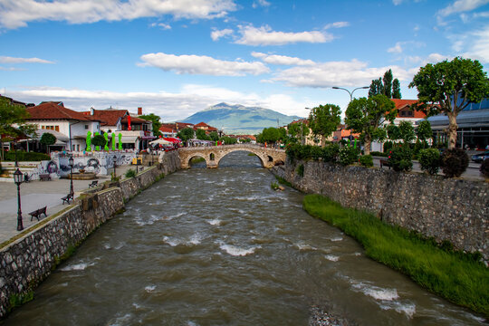 river in the city