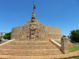 Monumento a la patria, Merida, Mexico - obrazy, fototapety, plakaty