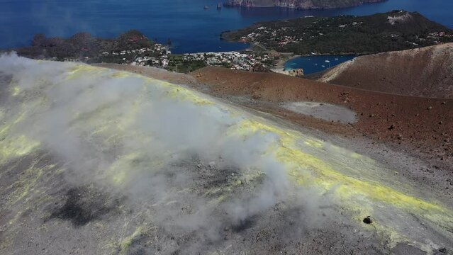 Smoking sulphur fumaroles at the crater rim, Gran Cratere, Vulcano Island, Lipari or Aeolian Islands, Sicily, Italy, Europe