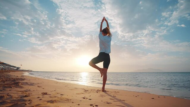 Yoga Beach Images – Browse 113 Stock Photos, Vectors, and Video
