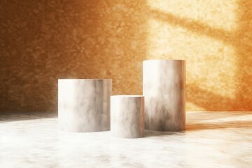 オレンジの背景と白と灰色のマーブル模様の三つの円柱の展示台がある抽象テンプレート。AI生成画像