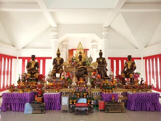 Statue of King Naresuan and the royal family at the shrine near Phra Sri Rattana Mahathat Temple, Phitsanulok Province.