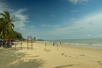 Fototapeta premium one sunny day at kemala beach view 
