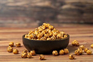 Roasted chickpea. Roasted chickpeas in bowl. superfood Vegetarian food concept. healthy snacks.