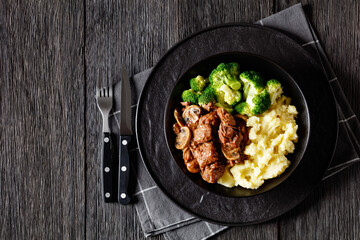 beef mushrooms stew with mashed potato and salad