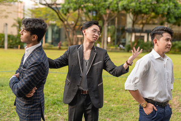 A young asian man tries in vain to get to former friends and now enemies to mend ties, but they...