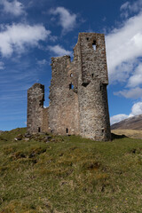 Fototapeta na wymiar Ardvreck Castle, England, Scotland, Scottish highlands, Castle, mountains, lake, Loch Assynt, Westcoast. Ruin. 