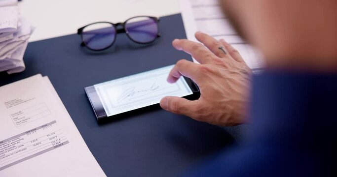 Digital Signature On Contract Document Online
