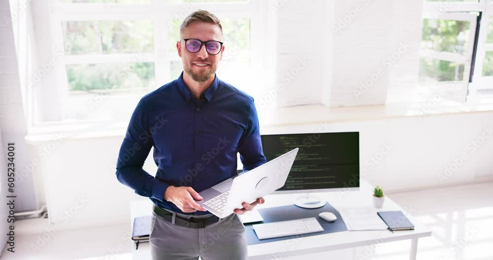 Aufkleber Programmer Man Coding On Computer