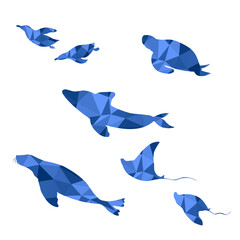 青のポリゴンモザイクで描かれた水族館の生き物たち © 知哉 山岡