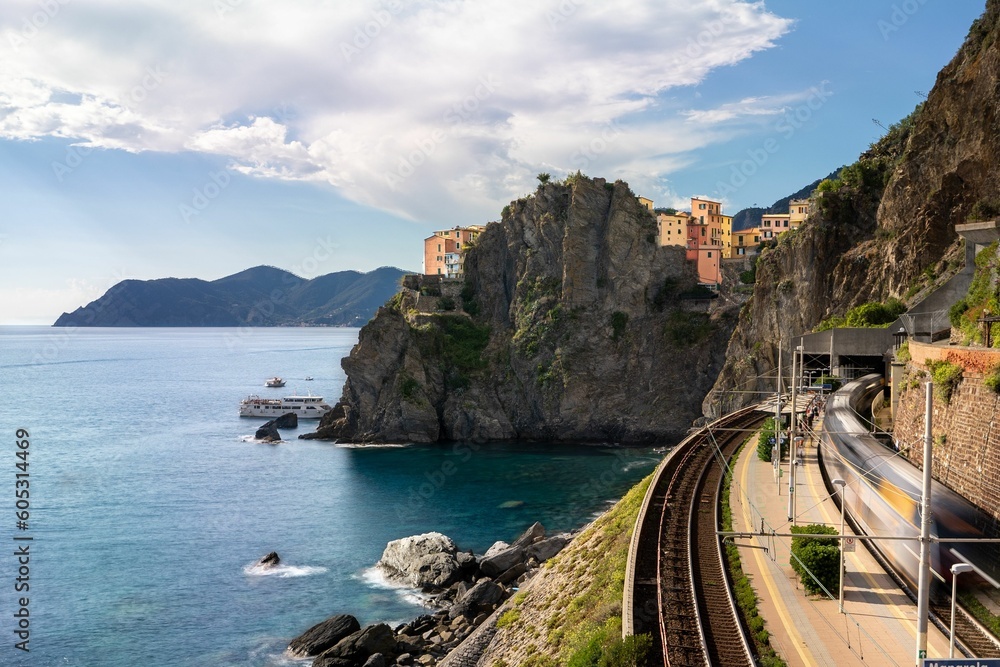 Poster natural view of the coastal railroad and island in corniglia, cinque terre, italy