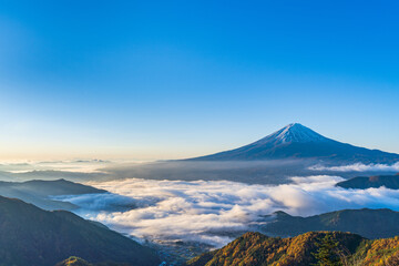 朝の富士山