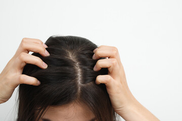 A woman has problems with hair and scalp,she has dandruff from allergic reactions to shampoos. and hair conditioner