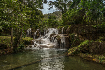 Fototapeta na wymiar beautiful Mexican cascading waterfalls.
