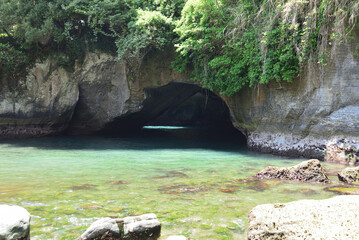 伊豆の透明度の高い海 海岸