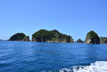 瀬浜・三四郎島 静岡県西伊豆町