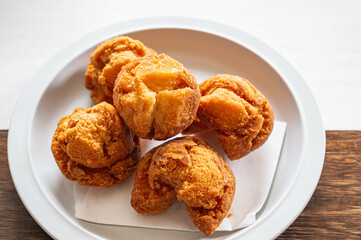 沖縄銘菓　サーターアンダギー