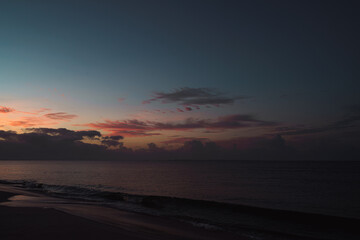 Fototapeta na wymiar Pink Sunrise on the Beach 3
