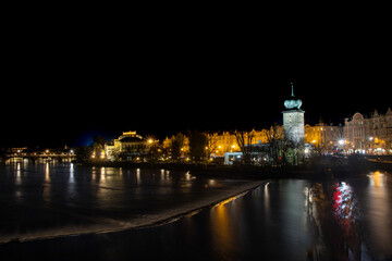 Fototapeta premium Praga di notte