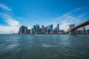 Fototapeta premium Lower Manhattan skyline view from the East River