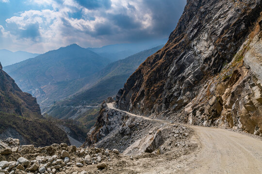 Highway through the Himalaya to Jomsom, Nepal, Asia