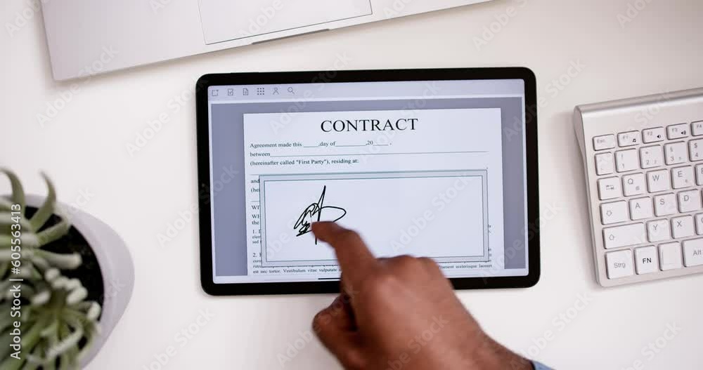 Poster digital signature on contract document online