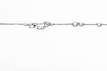 freigestellte Wassertropfen Regentropfen regnerischer Nebel kleine Tröpfchen Tropfen auf transparentem durchsichtigem Hintergrund