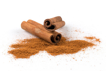 cinnamon sticks with powder