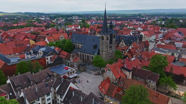 Drone shot of the Marktkirche St. Benediktii . It is Evangelical church in Quedlinburg, Saxony-Anhalt , Germany