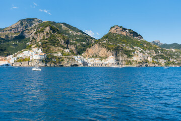 Fototapeta na wymiar Amalfi coast seen from the sea