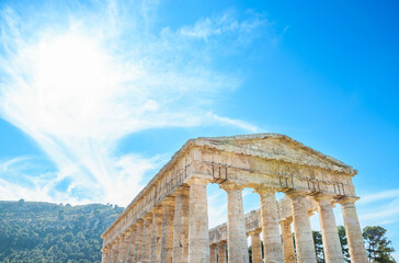 Picture of Ancient Greek Doric temple at Segesta.