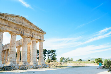 Picture of Ancient Greek Doric temple at Segesta.