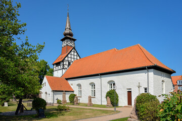 Die spätgotische "Nexø kirke" in Bornholms zweitgrößter Stadt Nexø ist dem Heiligen Nikolaus von Myra, dem Schutzpatron der Seefahrer, gewidmet